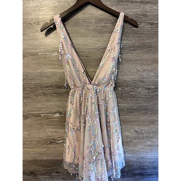 Hello Molly Mini Dress Party Size XS 2 Light Pink Mermaid Mystical Rainbow - Picture 1 of 7